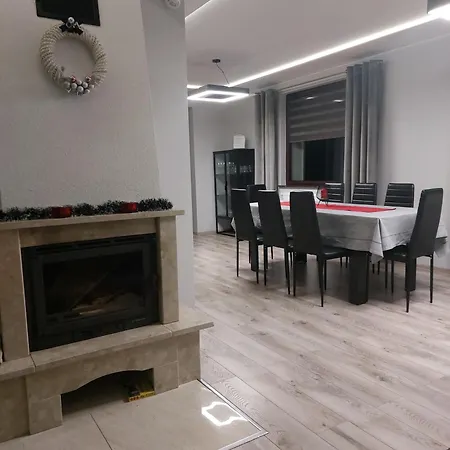 Сasa de vacaciones Dom Nad Jeziorem - Kaszuby Niesiolowice